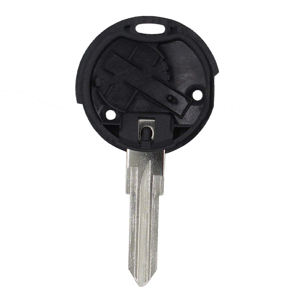 Fekete színű, 1 gombos Smart kulcs szétszedve.