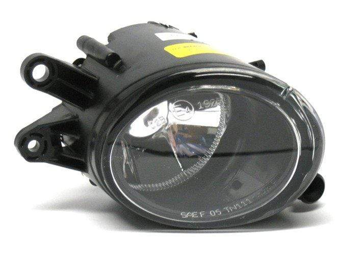 Audi A4 01-04 maglenka desno