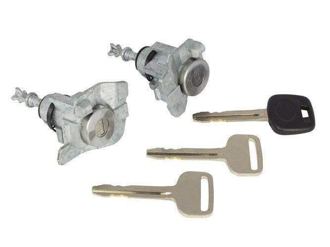 Toyota Hiace első ajtó zárbetét, zárhenger készlet