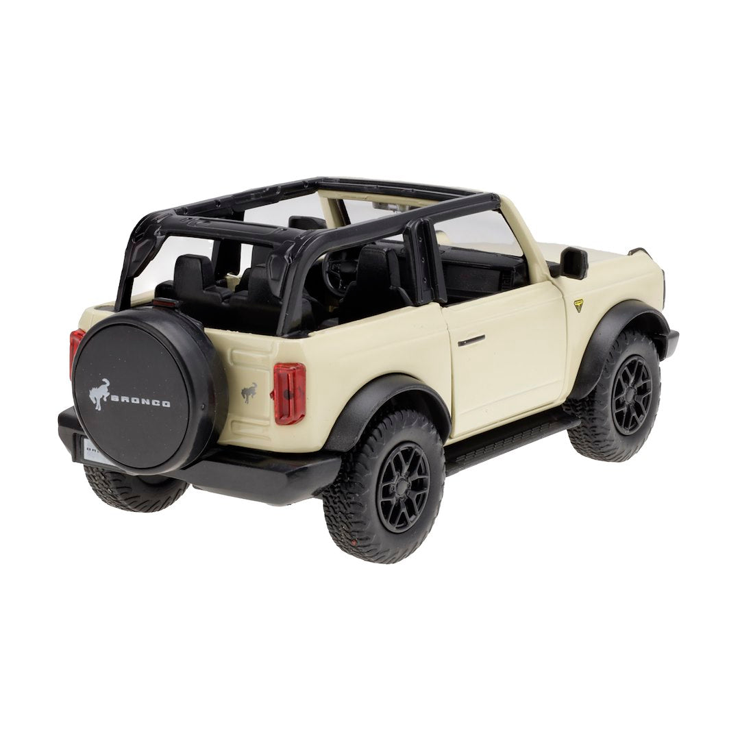 Modell 1:36 RMZ Ford Bronco Badlands 2023   Open Top krémszínű – kép 3