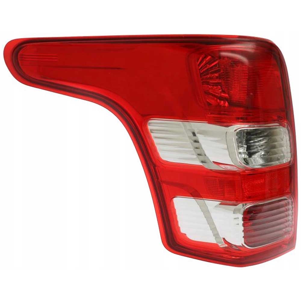 Mitsubishi L200 bal hátsó lámpa 2014-